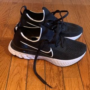 Nike infinity react. Worn twice. Like new. Too big on me.